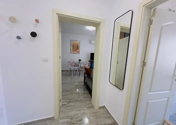 Valencia Gardens - Private - Bsr شقة نيسيبار