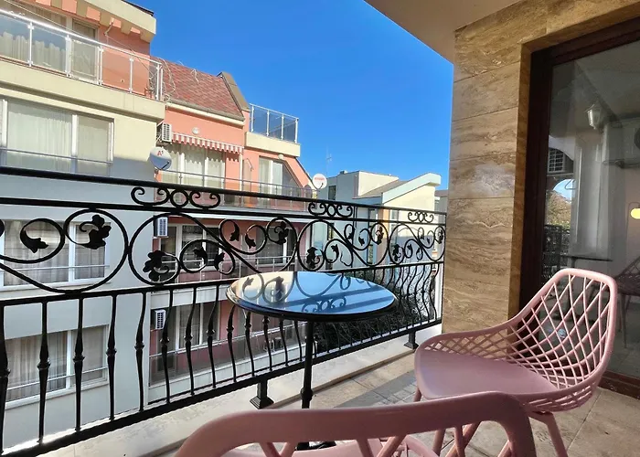 Valencia Gardens - Private - Bsr * نيسيبار