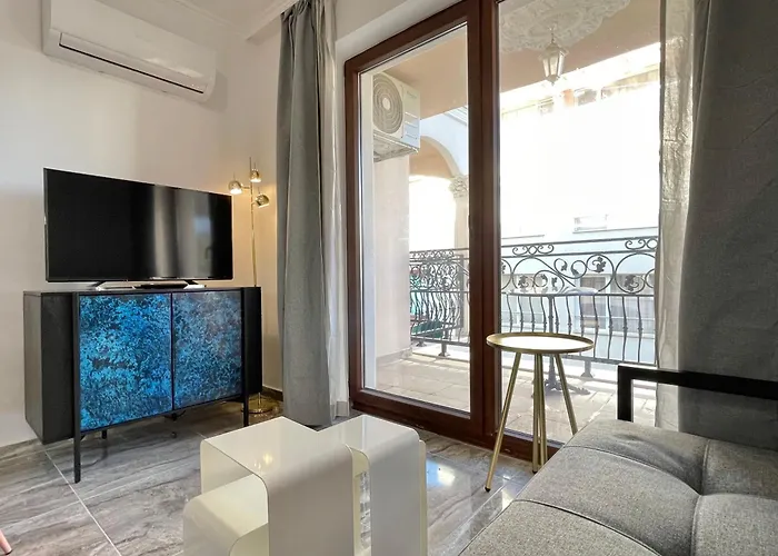 Valencia Gardens - Private - Bsr نيسيبار